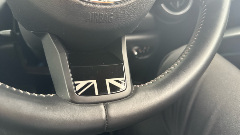 MINI Hatchback 2.0 Cooper S Exclusive 3dr Petrol Hatchback